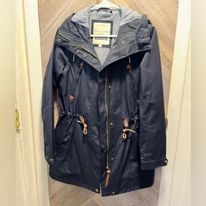 Fat Face raincoat navy blue, US 4, like new